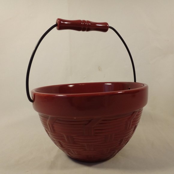 WCL Dark Red Basketweave Ceramic Bowl with Handle - Picture 1 of 7